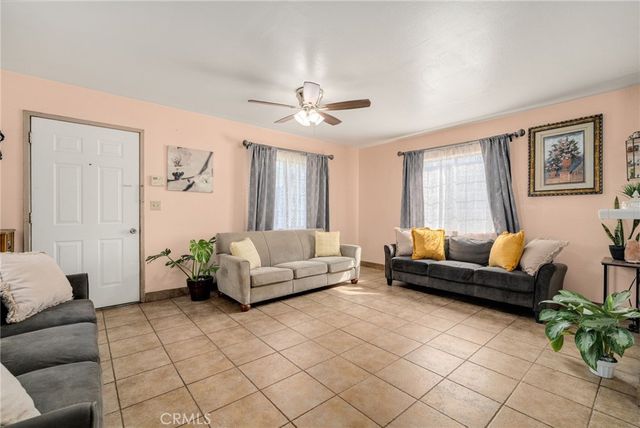 180 E 67th Street, Long Beach, CA 90805