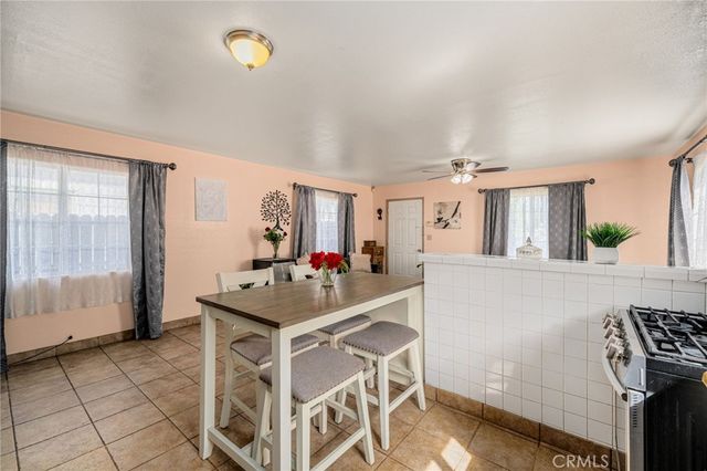 180 E 67th Street, Long Beach, CA 90805