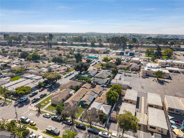 180 E 67th Street, Long Beach, CA 90805