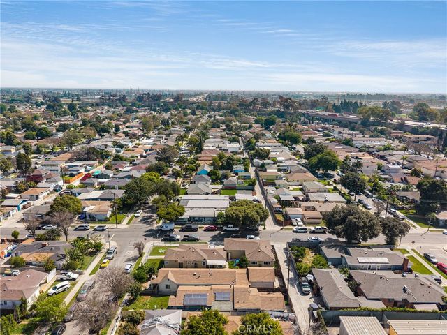 180 E 67th Street, Long Beach, CA 90805