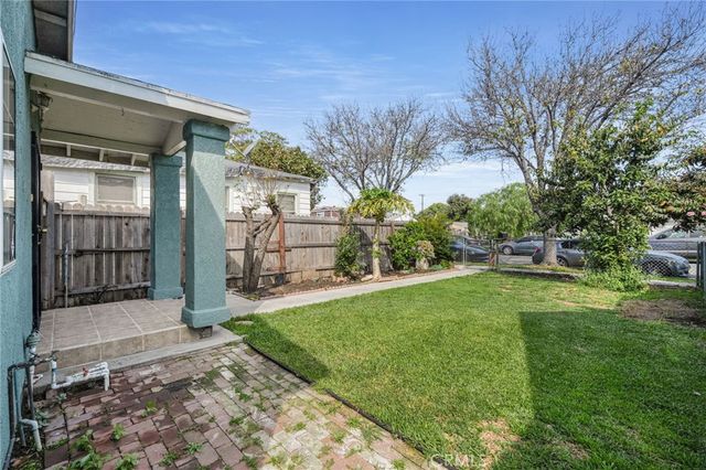 180 E 67th Street, Long Beach, CA 90805