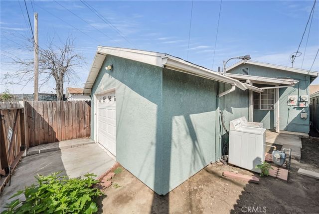180 E 67th Street, Long Beach, CA 90805