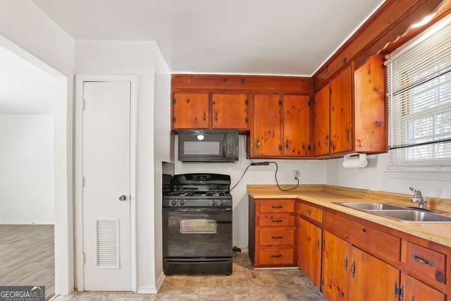 2444 E 39Th Street, Savannah, GA 31404