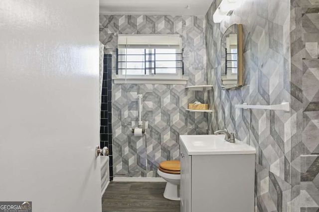 2444 E 39Th Street, Savannah, GA 31404