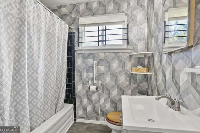 2444 E 39Th Street, Savannah, GA 31404