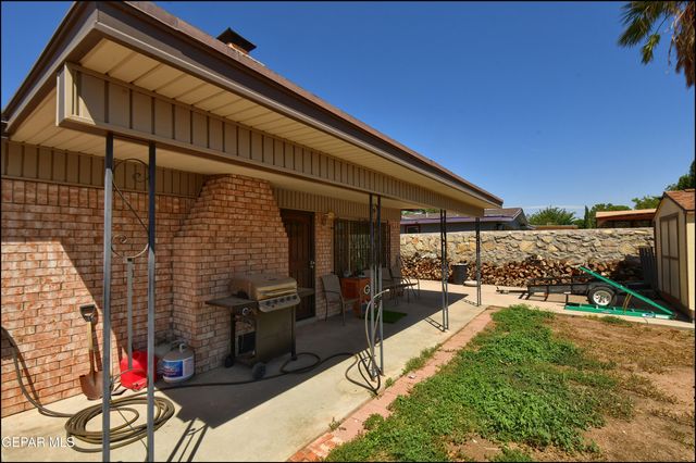 10608 CAPTAIN VALTR Street, El Paso, TX 79924