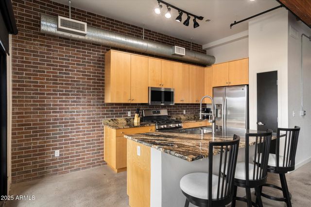 914 E OSBORN Road 212, Phoenix, AZ 85014