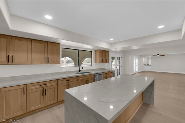 2880 Casey Drive, Las Vegas, NV 89120