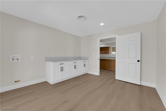 2880 Casey Drive, Las Vegas, NV 89120