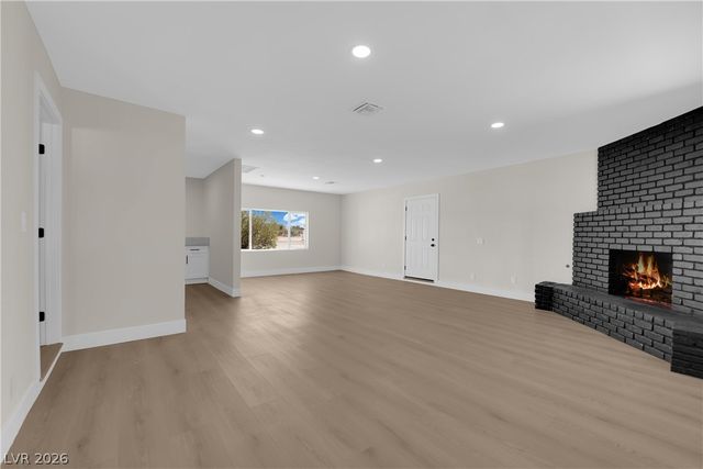 2880 Casey Drive, Las Vegas, NV 89120