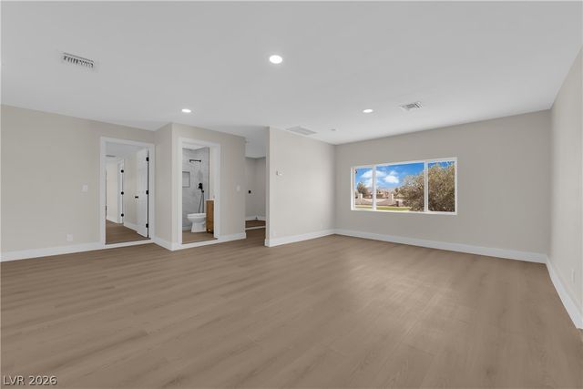 2880 Casey Drive, Las Vegas, NV 89120