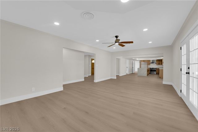 2880 Casey Drive, Las Vegas, NV 89120