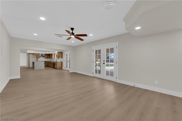 2880 Casey Drive, Las Vegas, NV 89120