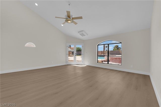 2880 Casey Drive, Las Vegas, NV 89120
