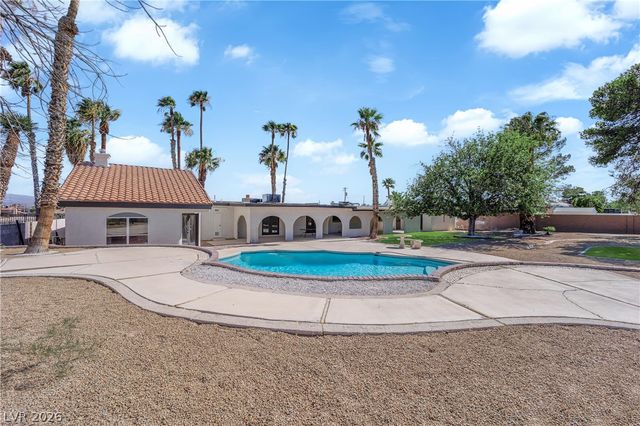 2880 Casey Drive, Las Vegas, NV 89120