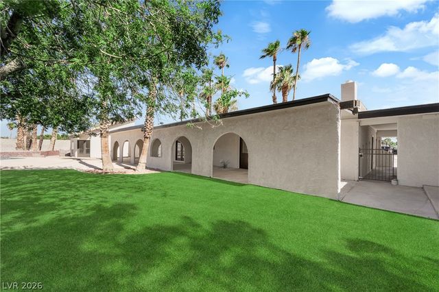 2880 Casey Drive, Las Vegas, NV 89120