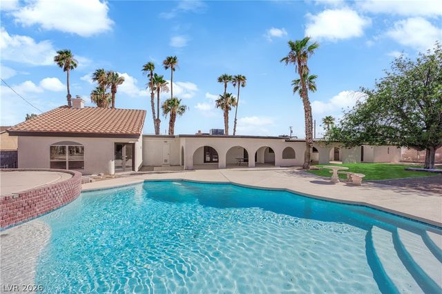 2880 Casey Drive, Las Vegas, NV 89120