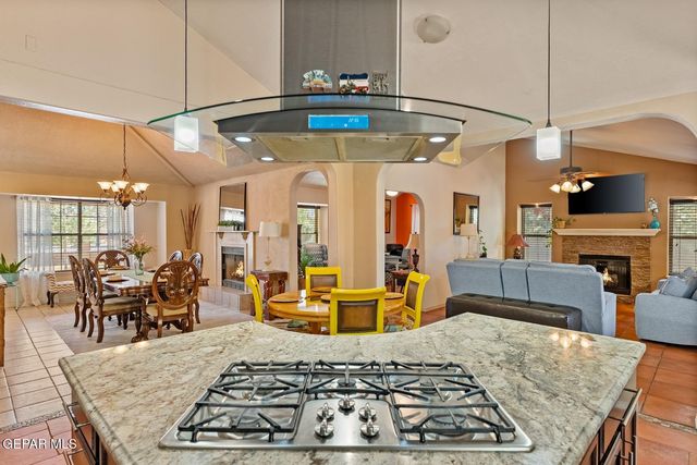 13130 SHAPLEIGH Place, Clint, TX 79836