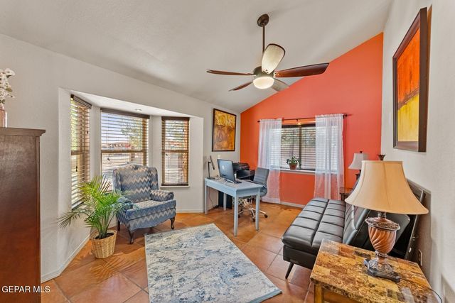 13130 SHAPLEIGH Place, Clint, TX 79836