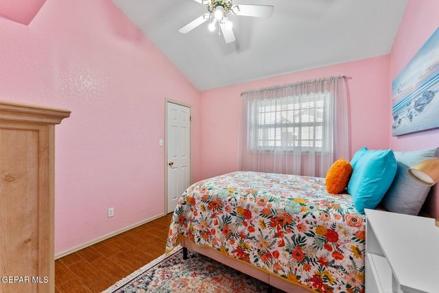 13130 SHAPLEIGH Place, Clint, TX 79836