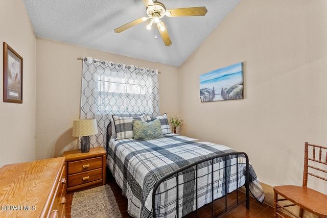 13130 SHAPLEIGH Place, Clint, TX 79836