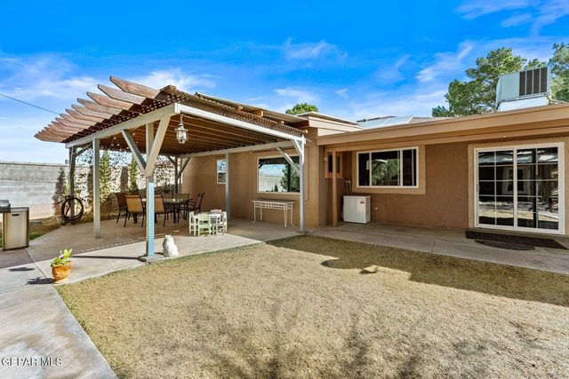 13130 SHAPLEIGH Place, Clint, TX 79836