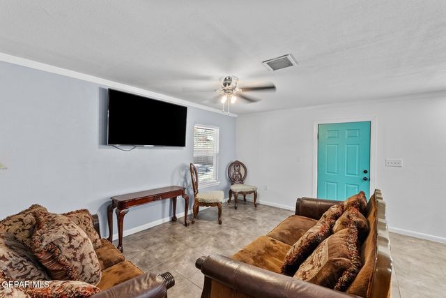 13130 SHAPLEIGH Place, Clint, TX 79836