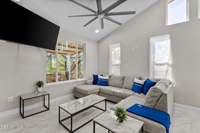 13130 SHAPLEIGH Place, Clint, TX 79836