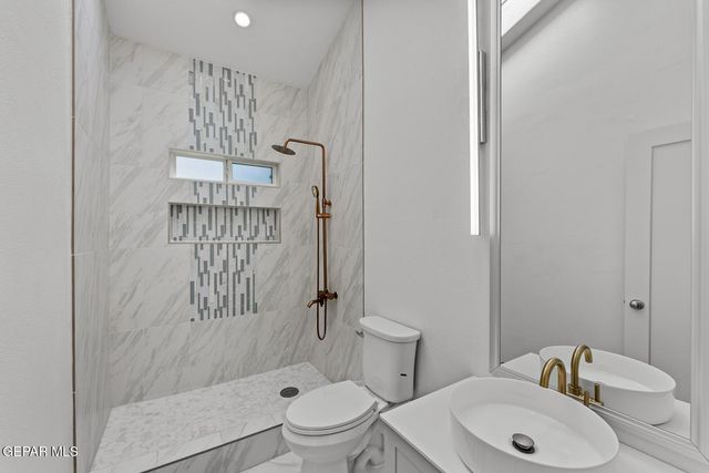 13130 SHAPLEIGH Place, Clint, TX 79836