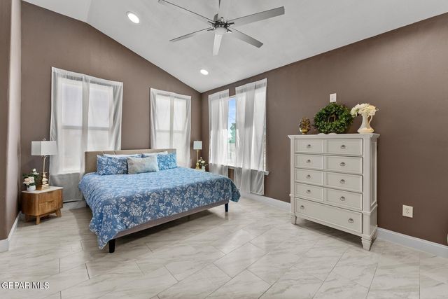 13130 SHAPLEIGH Place, Clint, TX 79836