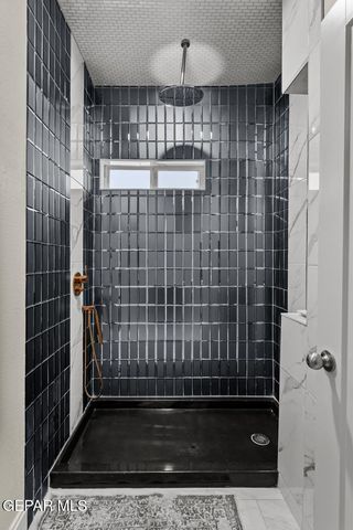 13130 SHAPLEIGH Place, Clint, TX 79836