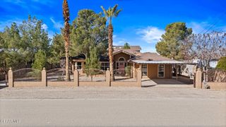 13130 SHAPLEIGH Place, Clint, TX 79836