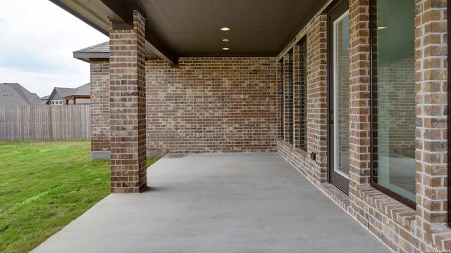 494 White Oak, Castroville, TX 78009