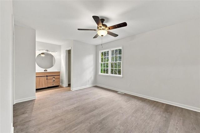 5038 Jenny Drive, Acworth, GA 30101