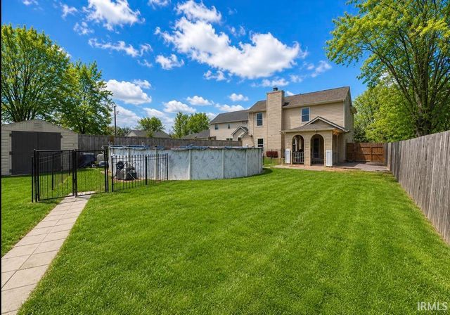 13226 Indiana Street, Grabill, IN 46741