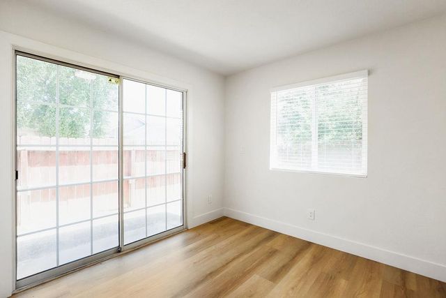 7714 Southland Way, Sacramento, CA 95828