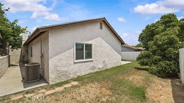 10060 Hillsborough Lane, Riverside, CA 92503