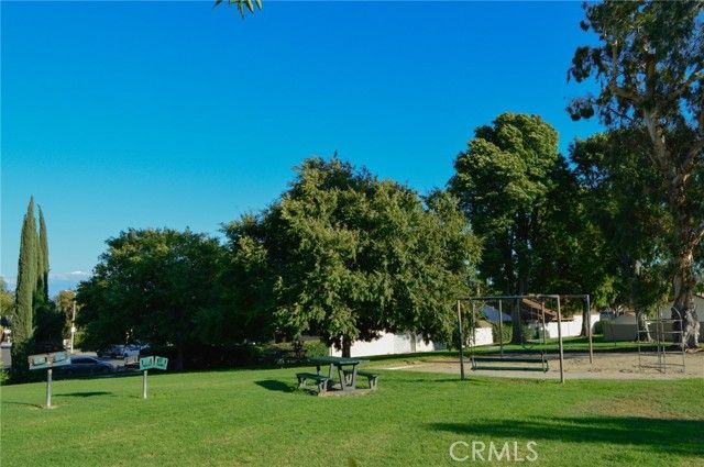 10060 Hillsborough Lane, Riverside, CA 92503