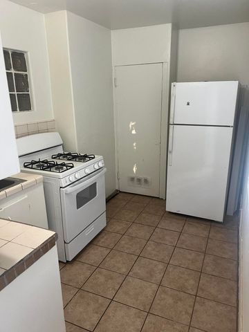 344 Tennessee Street NE B, Albuquerque, NM 87108