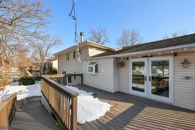 372 Willow Way, Clark Twp., NJ 07066