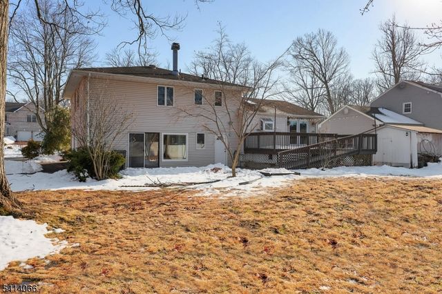 372 Willow Way, Clark Twp., NJ 07066