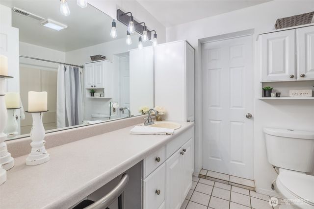 32916 26th Avenue SW, Federal Way, WA 98023