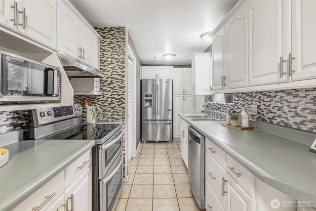 32916 26th Avenue SW, Federal Way, WA 98023