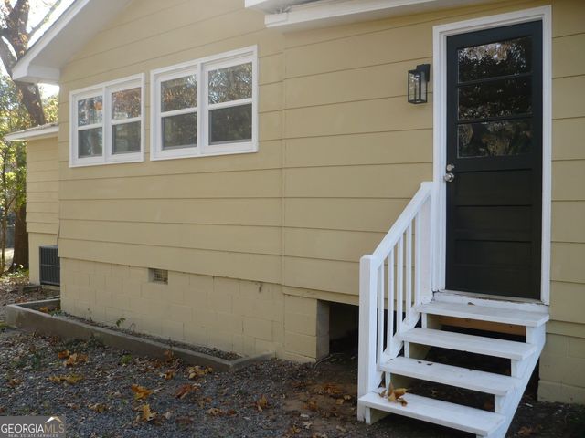 92 West Valley Drive, Fort Valley, GA 31030