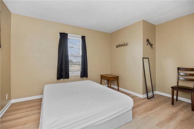 8513 Blue Ridge Boulevard, Kansas City, MO 64138