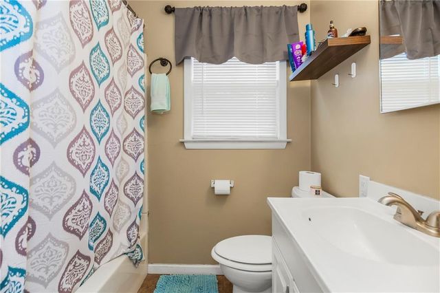 8513 Blue Ridge Boulevard, Kansas City, MO 64138