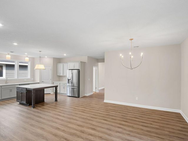 17721 Everest Avenue, Lakeville, MN 55044