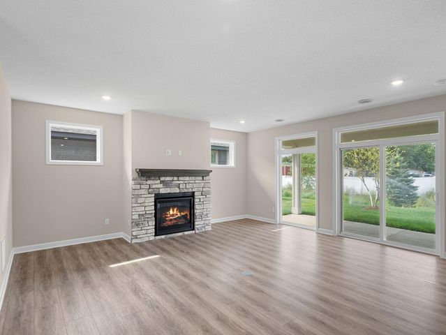 17721 Everest Avenue, Lakeville, MN 55044