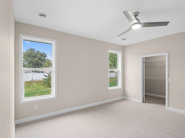 17721 Everest Avenue, Lakeville, MN 55044