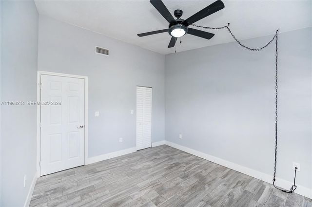 14271 Kendale Lakes Cir, Miami, FL 33183